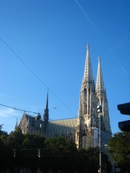 Viena- Votivkirche - in plina renovare