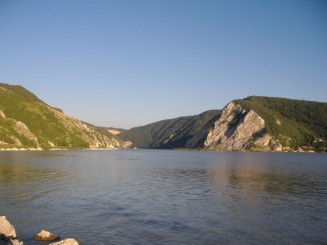 Clisura Dunarii-Iesirea din Cazanele Mari