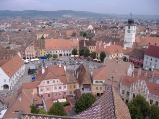 Sibiu-Piata Mica (vazuta din turnul bisericii)