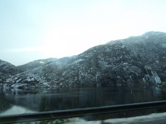 Zona montana dintre Haugesund (coasta de vest) si Oslo(partea sudica)