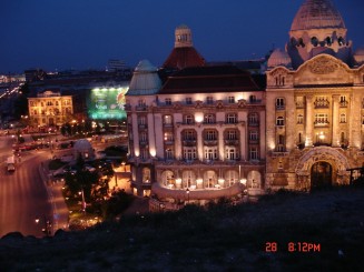 Budapesta, hotelul Gellert vazut de pe dealul Gellert