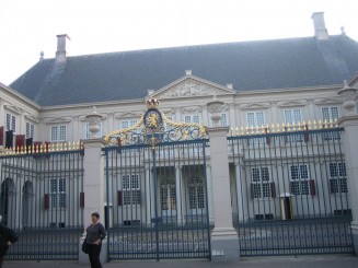 Palatul regal
