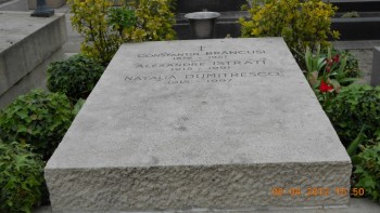 Cimitirul Montparnasse6-6-6CONSTANTIN BRANCUSI