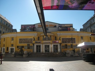 Budapesta-Cinema Corvin