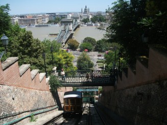 Budapesta-Funicularul si Podul cu Lanturi