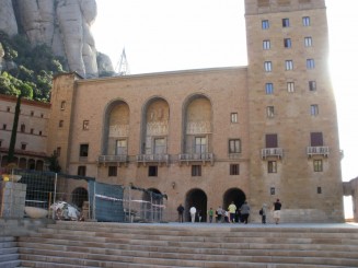 Manastirea Monserrat si Madonna Neagra