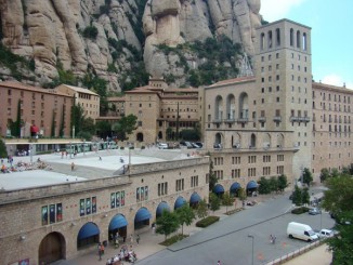 Manastirea din Montserrat si Pestera Fecioarei Negre
