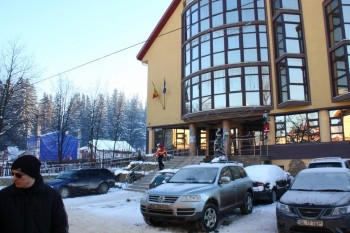 Hotel Alpin - la baza partiei Parc