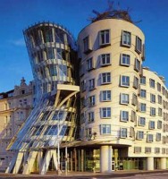 Dancing-house, Praga, Cehia