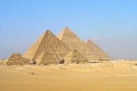 Piramidele Giza