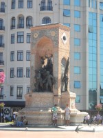 2011 - Istanbul - Piata Taksim si Istiklal Caddesi