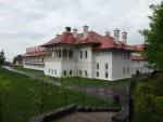 Manastirea Brancoveanu un loc care te uimeste de cum ii calci pragul