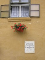 Inceputul unei istorii cutremuratoare, Casa Vlad Dracul