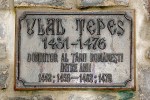 Inceputul unei istorii cutremuratoare, Casa Vlad Dracul