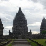 Jakarta – Jogjakarta – Borobudur – Prambanan – Jombang  – Tosari – Muntele Bromo – Surabaya – Denpasar – Ubud – Kuta