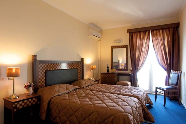Cazare Insula Corfu: Hotel Pontikonissi