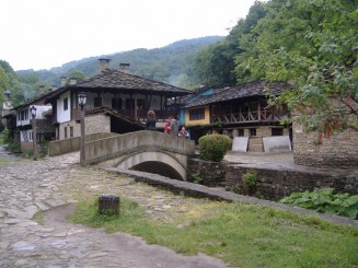 Muzeul satului Etara