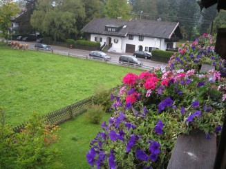 Germania, Bad Wiessee, vedere din balconul pensiunii ``Landhaus Ertle``