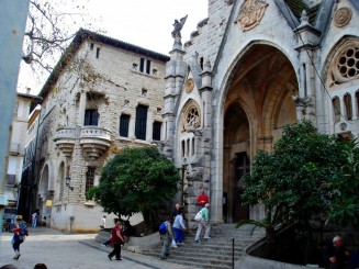 intrare catedrala