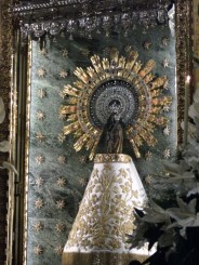 Zaragoza-Iglesia Nuestra Senora del Pilar, diadema cu diamante