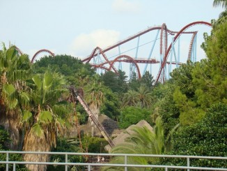 Port Aventura - roller coaster Dragon Khan