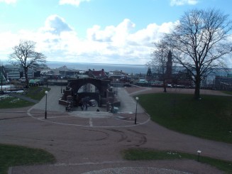 Aveti ce vedea in Helsingbord...