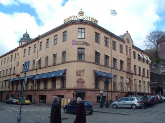 Aveti ce vedea in Helsingbord...
