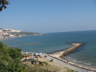 vedere din gradinile labirint