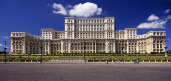 Casa Poporului, genial sau monstruos