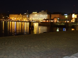Zile senine in Helsinki...   nopti albe...