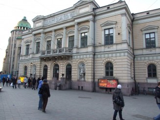 Zile senine in Helsinki...   nopti albe...