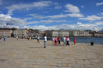 Trieste Italia,  in fata Piazza Unita d`Italia