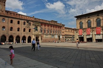 Bologna Italia,  Piazza Maggiore