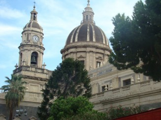 Catania si muntele Etna...