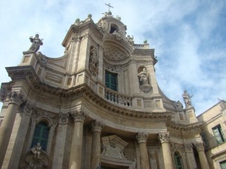 Catania si muntele Etna...