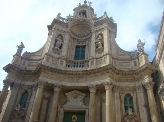 Catania si muntele Etna...