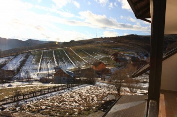 vedere din balconul Hotelului Toaca Bellevue