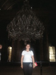 Candelabrul din sala mare a Palatului Dolmabace