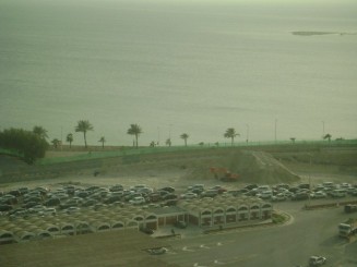 saudienii veneau sa petreaca week-end-ul in bahrain