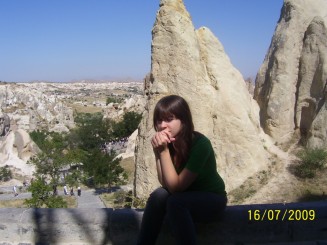 Fiica mea: ``unde m-ai adus mama in pustiul asta? cred ca nu au apa calda...ce sa mai vorbim de internet?``