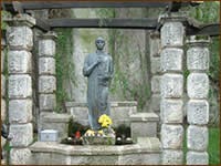 Sf. Pantelimon ...beti apa si puneti-va o dorinta!