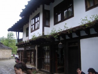 Muzeul satului Etara