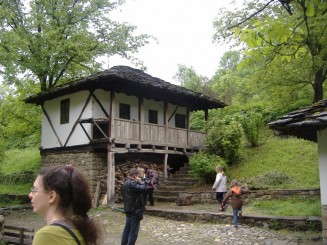 Muzeul satului Etara