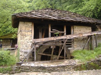 Muzeul satului Etara