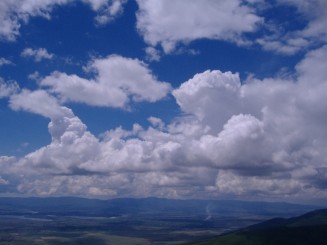 Vedere de la monumentul Shipka