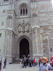 intrarea in catedrala