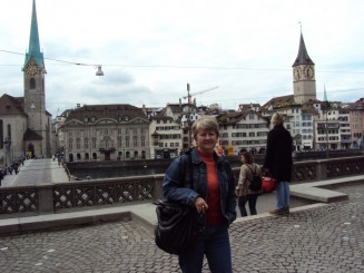 intre bisericaFemeilorsi Sf Petru