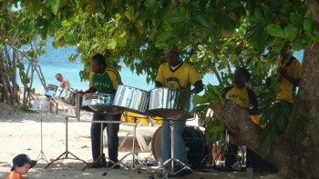 Vacanta pe ritmuri de reggae in Negril