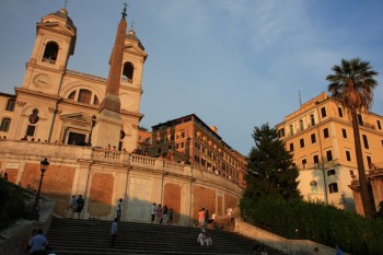  Biserica Trinita dei Monti si Treptele spaniole