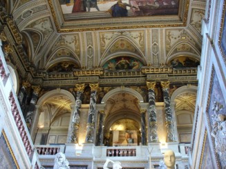 interior la Muzeul de istorie a artelor (mai cunoscut ca si Kunsthistorisches Museum) unul dintre cele mai mari muzee ale Europei